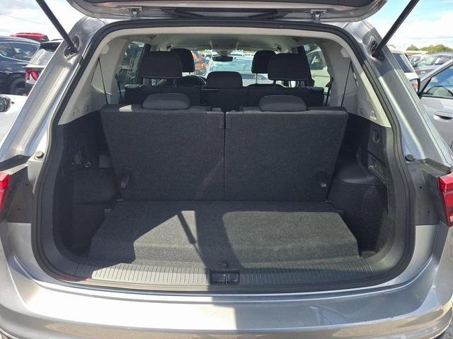 Photo of 2024 Platinum Gray Metallic Volkswagen Tiguan