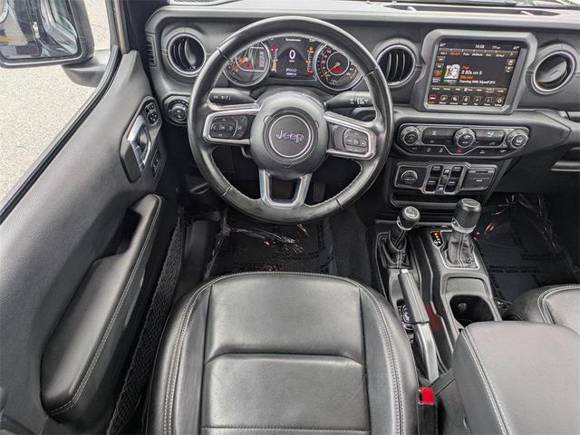 Photo of 2022 Black Clearcoat Jeep Gladiator