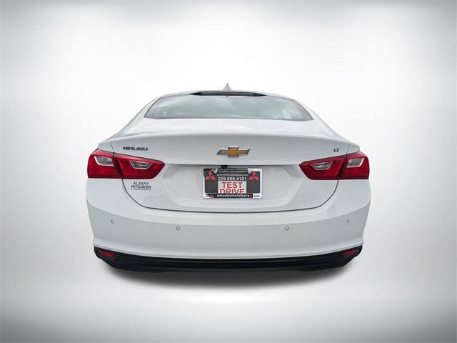 Photo of 2024 Summit White Chevrolet Malibu