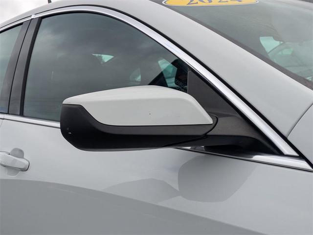 Photo of 2024 Summit White Chevrolet Malibu