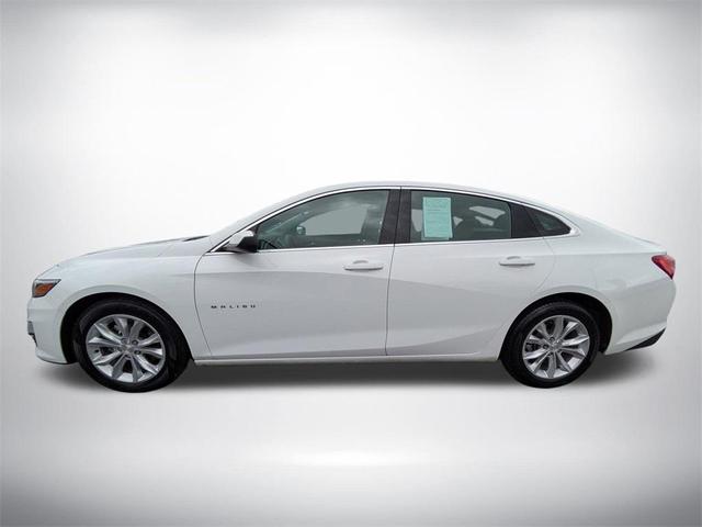 Photo of 2024 Summit White Chevrolet Malibu