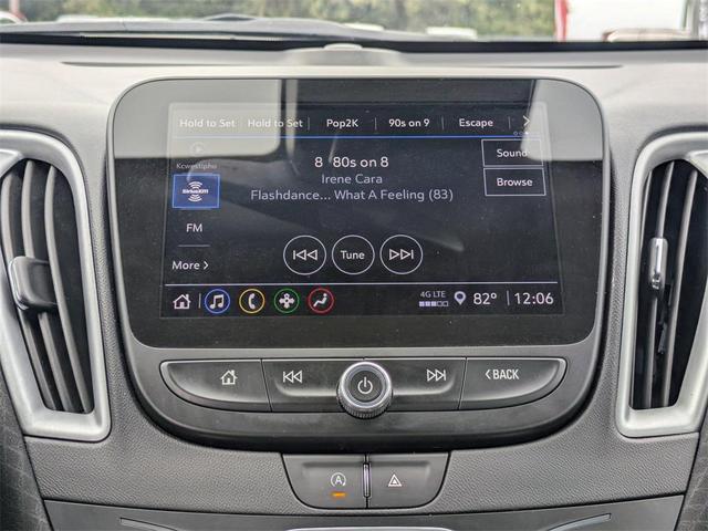 Photo of 2024 Summit White Chevrolet Malibu