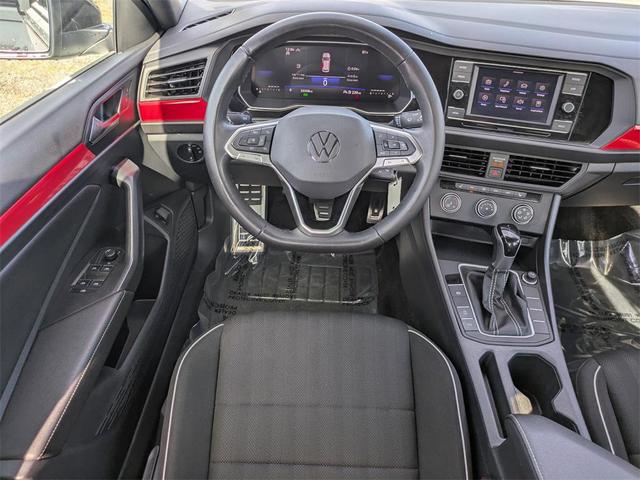 Photo of 2024 Pure White Volkswagen Jetta