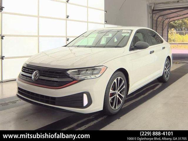 Photo of 2024 Pure White Volkswagen Jetta