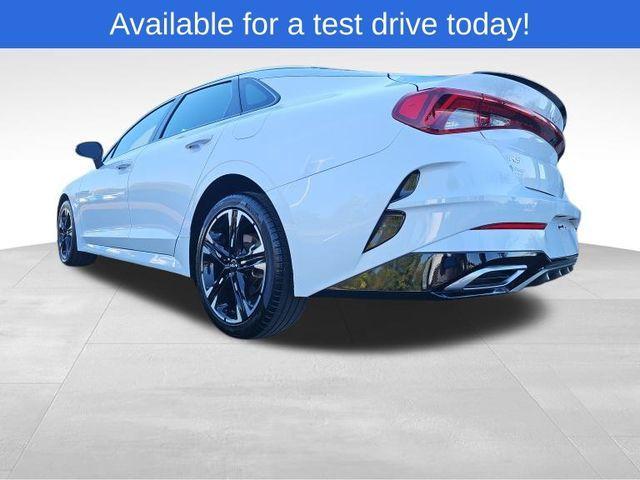 Photo of 2023 Glacial White Pearl Kia K5
