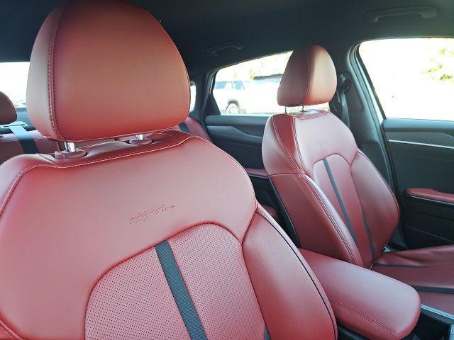 Photo of 2023 Glacial White Pearl Kia K5
