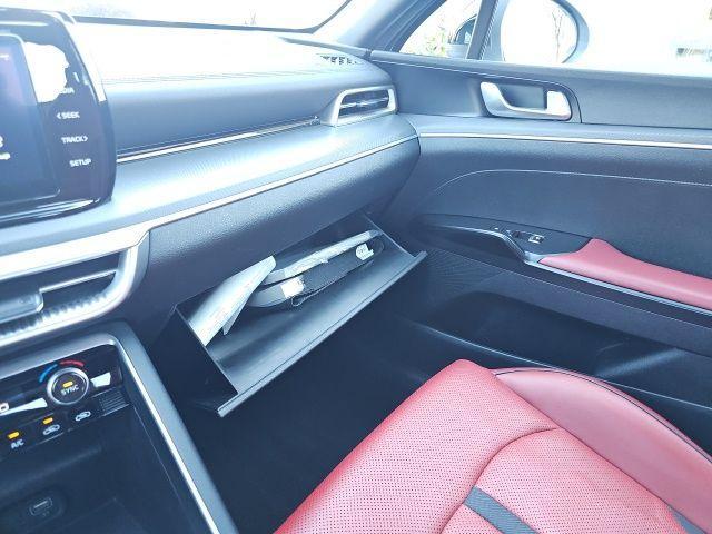 Photo of 2023 Glacial White Pearl Kia K5