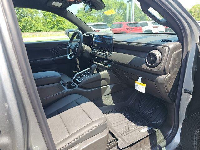 Photo of 2026 Sterling Gray Metallic Chevrolet Colorado