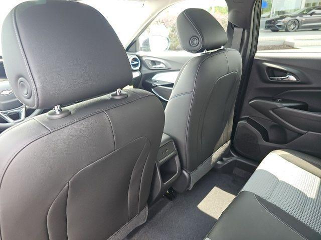 Photo of 2025 Black Metallic Chevrolet Trax