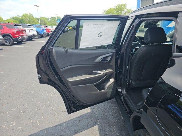 Photo of 2025 Black Metallic Chevrolet Trax