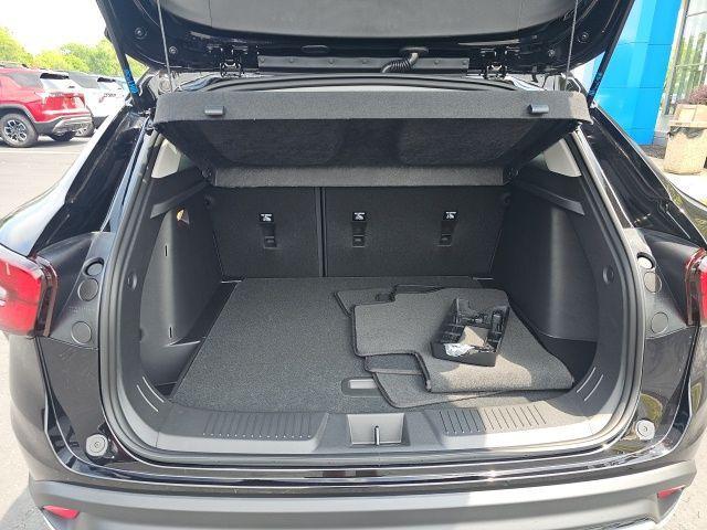 Photo of 2025 Black Metallic Chevrolet Trax