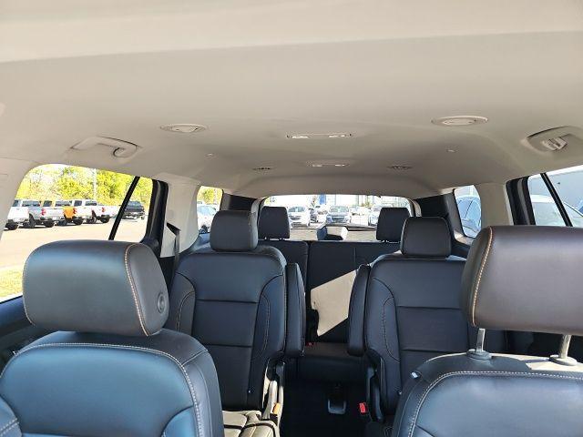 Photo of 2020 Mosaic Black Metallic Chevrolet Traverse