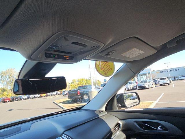Photo of 2020 Mosaic Black Metallic Chevrolet Traverse