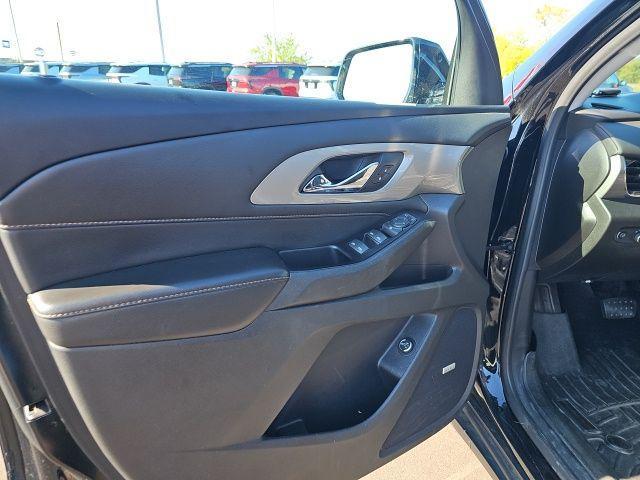 Photo of 2020 Mosaic Black Metallic Chevrolet Traverse