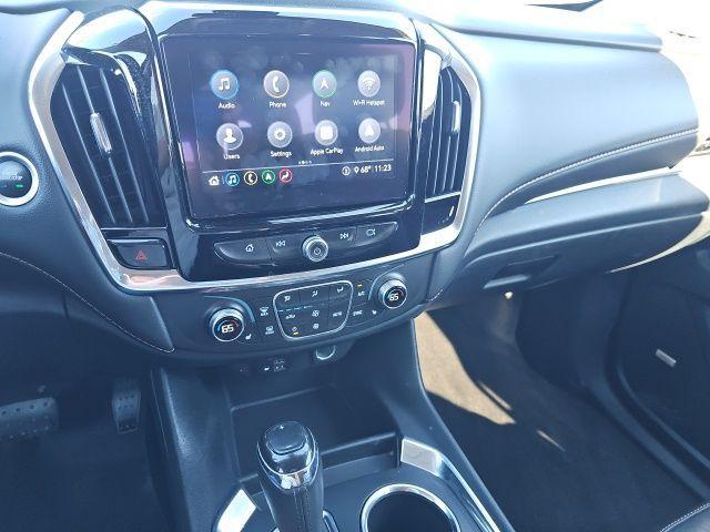 Photo of 2020 Mosaic Black Metallic Chevrolet Traverse