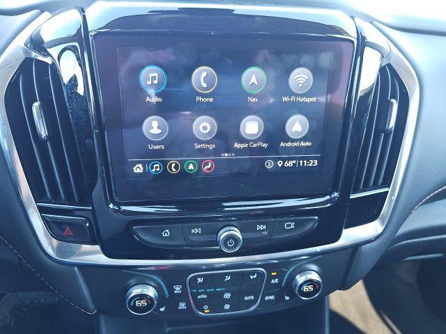 Photo of 2020 Mosaic Black Metallic Chevrolet Traverse
