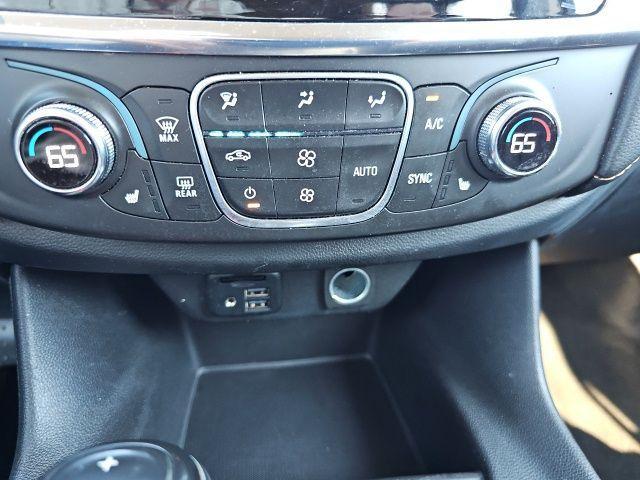 Photo of 2020 Mosaic Black Metallic Chevrolet Traverse