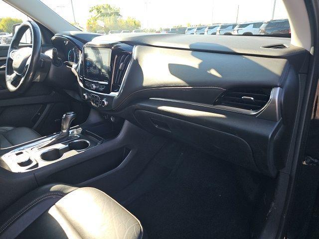 Photo of 2020 Mosaic Black Metallic Chevrolet Traverse