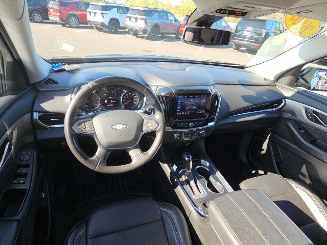 Photo of 2020 Mosaic Black Metallic Chevrolet Traverse