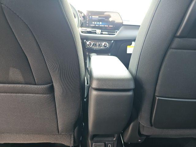Photo of 2026 Summit White Chevrolet Trailblazer
