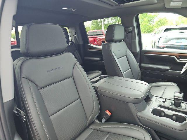 Photo of 2023 Titanium Rush Metallic GMC Sierra 1500