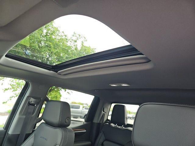 Photo of 2023 Titanium Rush Metallic GMC Sierra 1500
