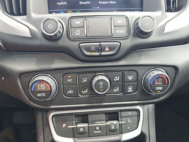 Photo of 2022 Marine Metallic GMC Terrain