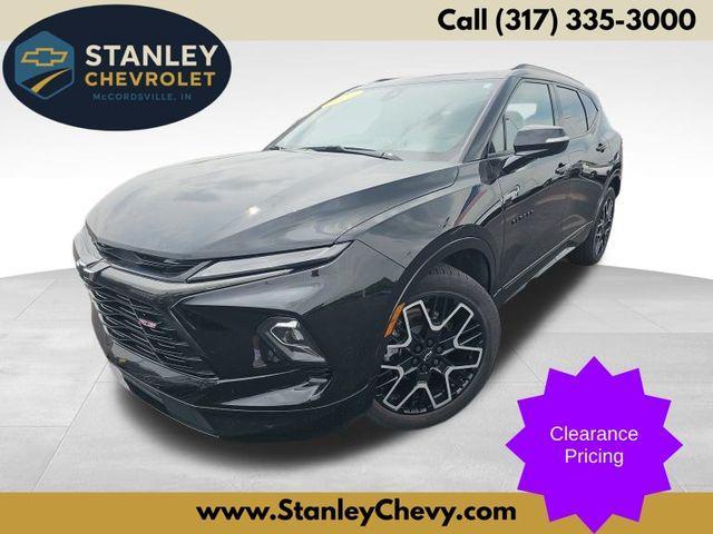 Photo of 2023 Black Chevrolet Blazer