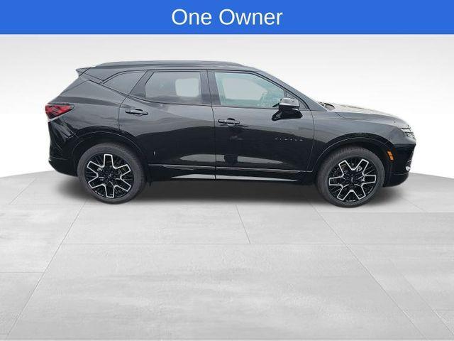Photo of 2023 Black Chevrolet Blazer