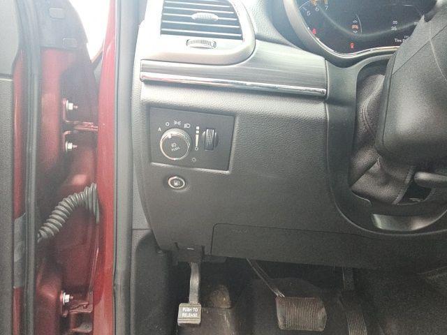 Photo of 2019 Velvet Red Pearlcoat Jeep Grand Cherokee