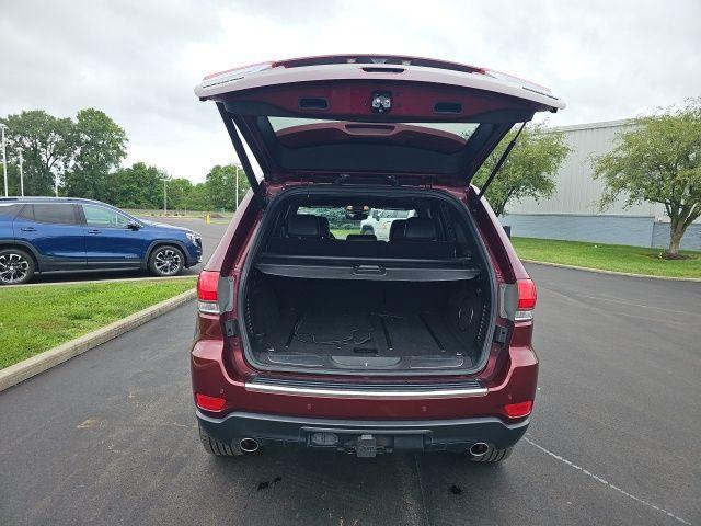 Photo of 2019 Velvet Red Pearlcoat Jeep Grand Cherokee
