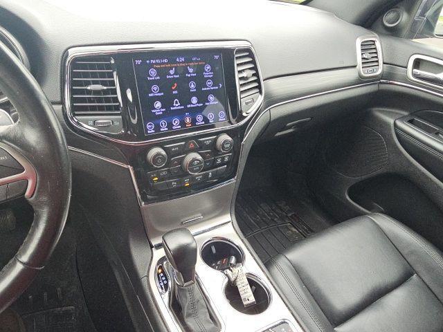 Photo of 2019 Velvet Red Pearlcoat Jeep Grand Cherokee