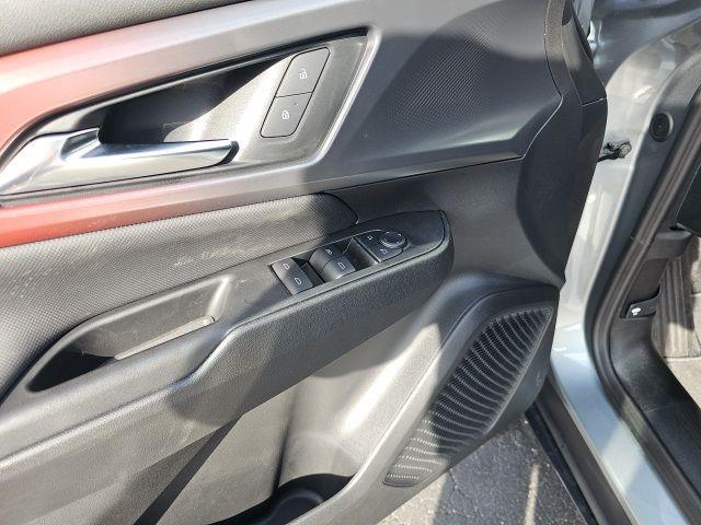 Photo of 2025 Sterling Gray Metallic Chevrolet Equinox EV
