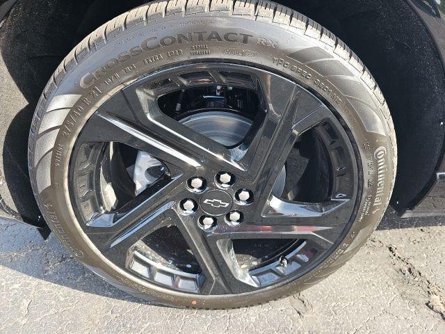 Photo of 2025 Sterling Gray Metallic Chevrolet Equinox EV