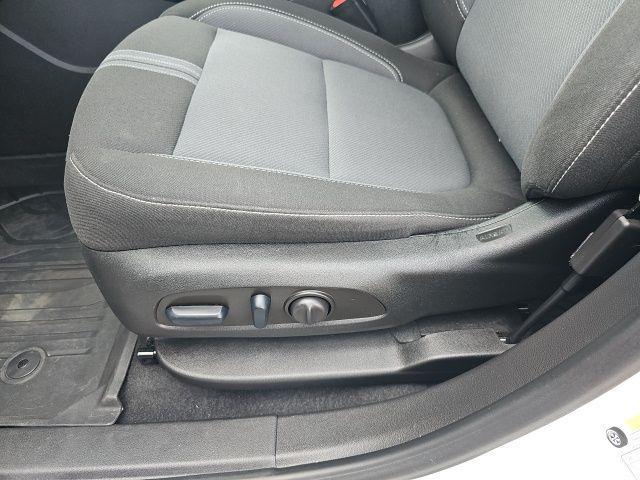 Photo of 2023 Summit White Chevrolet Blazer