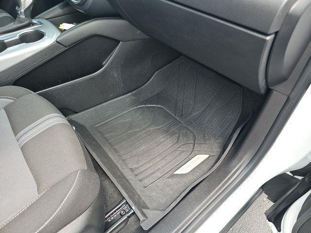 Photo of 2023 Summit White Chevrolet Blazer