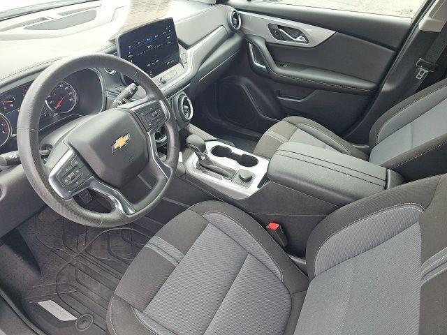 Photo of 2023 Summit White Chevrolet Blazer