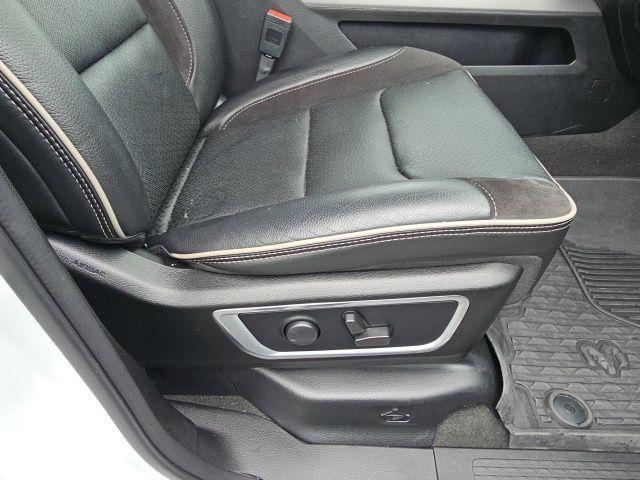 Photo of 2023 Bright White Clearcoat RAM 1500