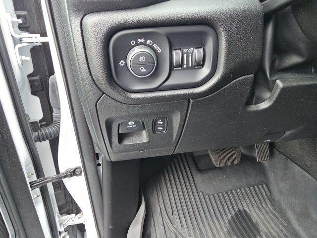 Photo of 2023 Bright White Clearcoat RAM 1500