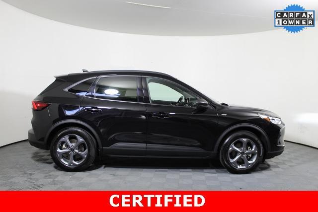 Photo of 2025 AGATE BLACK METALLIC Ford Escape