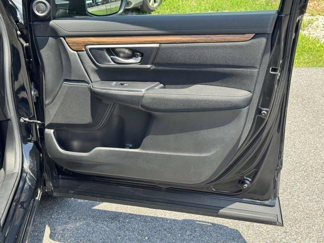 Photo of 2022 White Honda CR-V