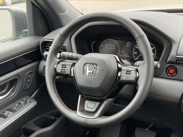 Photo of 2025 Silver Honda Pilot