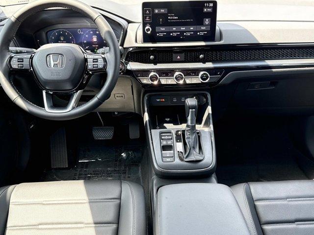 Photo of 2026 Urban Gray Pearl Honda CR-V