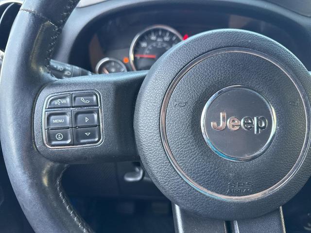 Photo of 2016 Hydro Blue Pearl Coat Jeep Wrangler Unlimited
