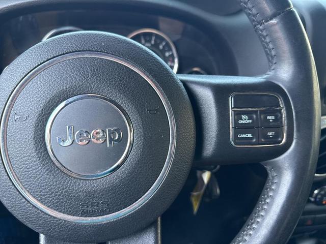 Photo of 2016 Hydro Blue Pearl Coat Jeep Wrangler Unlimited
