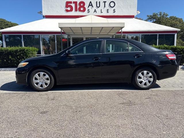 Photo of 2011 Black Toyota Camry