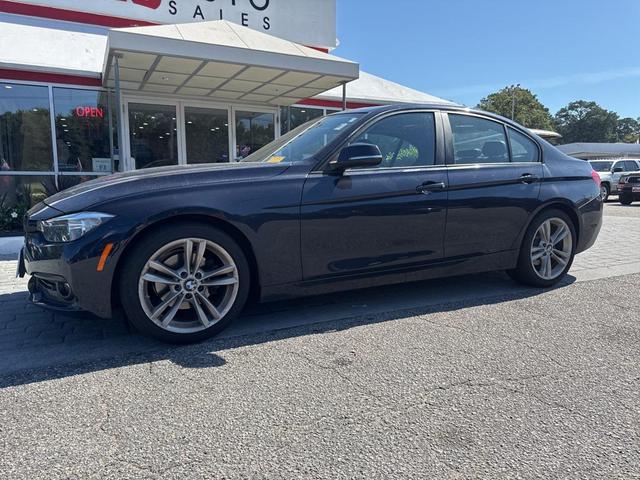Photo of 2016 Imperial Blue Metallic BMW 320