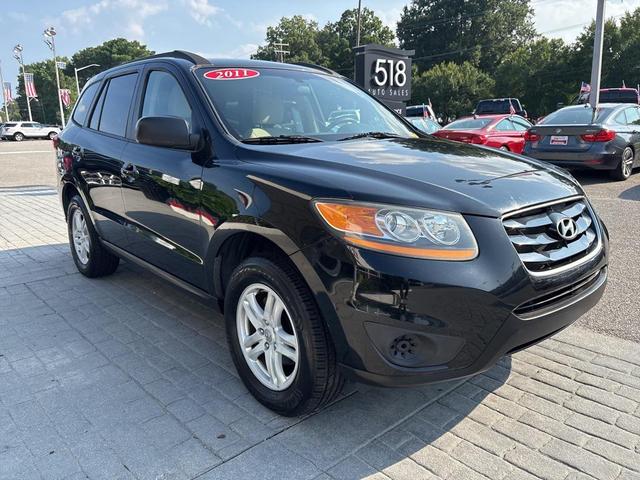 Photo of 2011 Phantom Black Metallic Hyundai SANTA FE