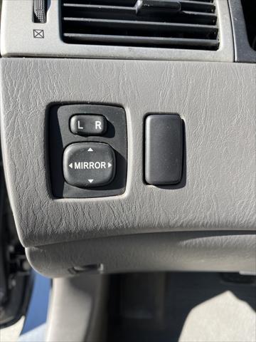 Photo of 2007 Magnetic Gray Metallic Toyota Camry Solara