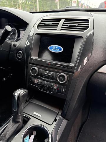 Photo of 2017 Magnetic Ford Explorer